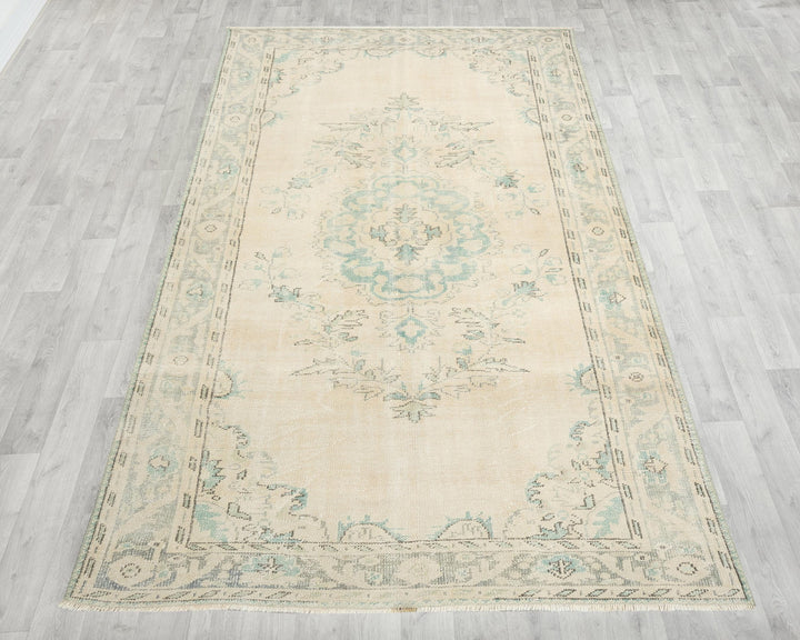 Beige Oushak Rug 5' 9" x 9' 6" | No. VR12225