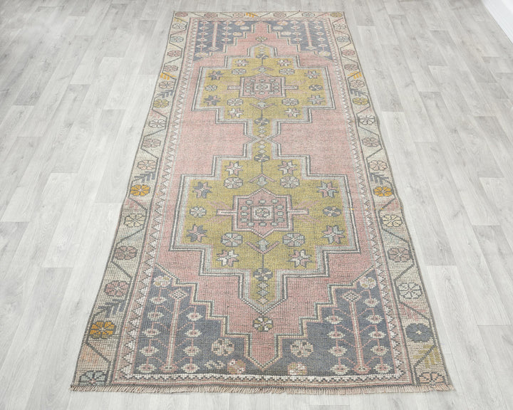 Rust Oushak Rug 4' 4" x 8' 10" | No. VR26518