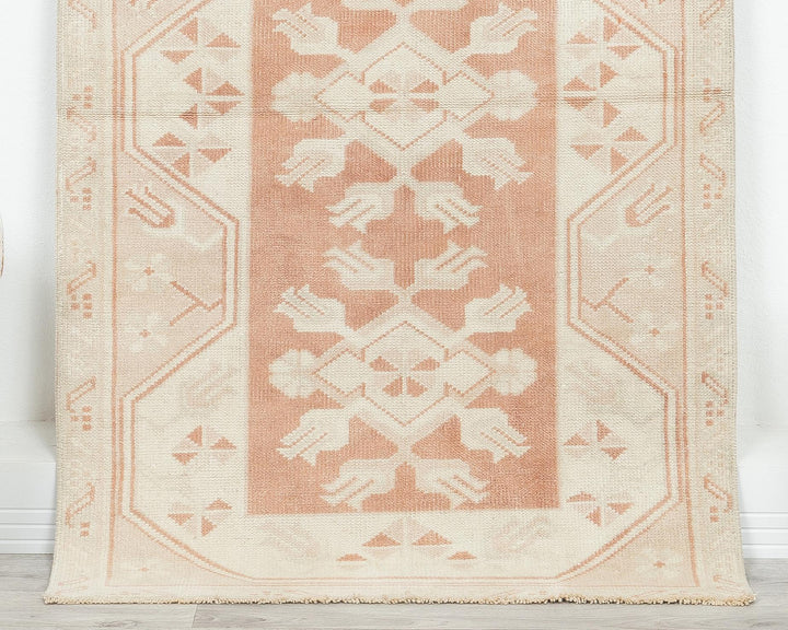 Faded Oushak Rug 2' 10" x 4' 7" | No. VR77783