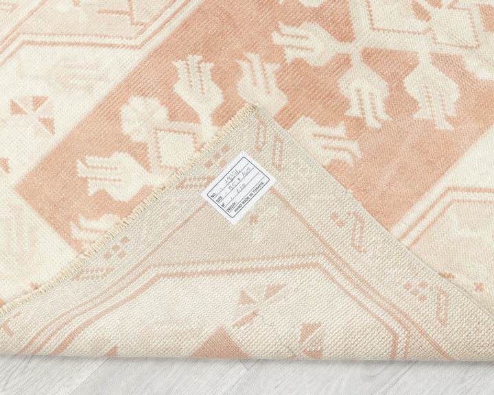 Faded Oushak Rug 2' 10" x 4' 7" | No. VR77783