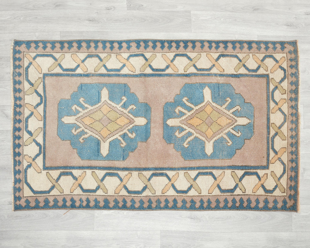 Faded Oushak Rug 2' 11" x 4' 10" | No. VR14737