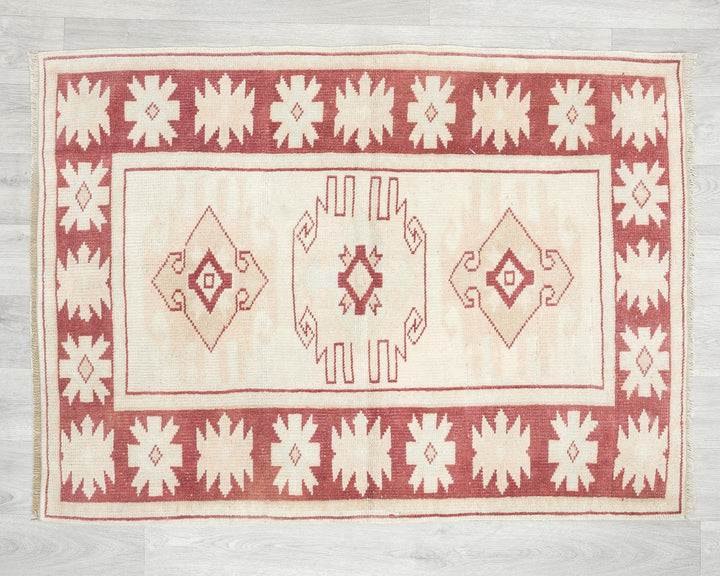 Faded Oushak Rug 2' 10" x 3' 11" | No. VR38268