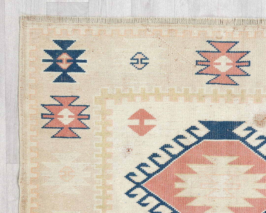 Faded Oushak Rug 4' x 6' 5" | No. VR19271