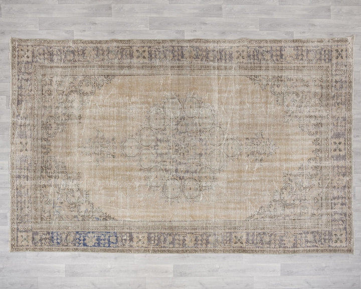 Faded Oushak Rug 6' 8" x 10' 2" | No. VR80105