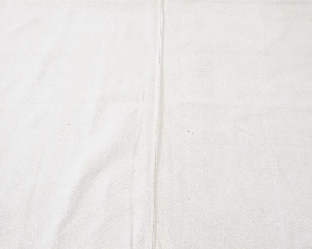 White Kilim Rug 4' 7" x 7' 4" | No. VR65481
