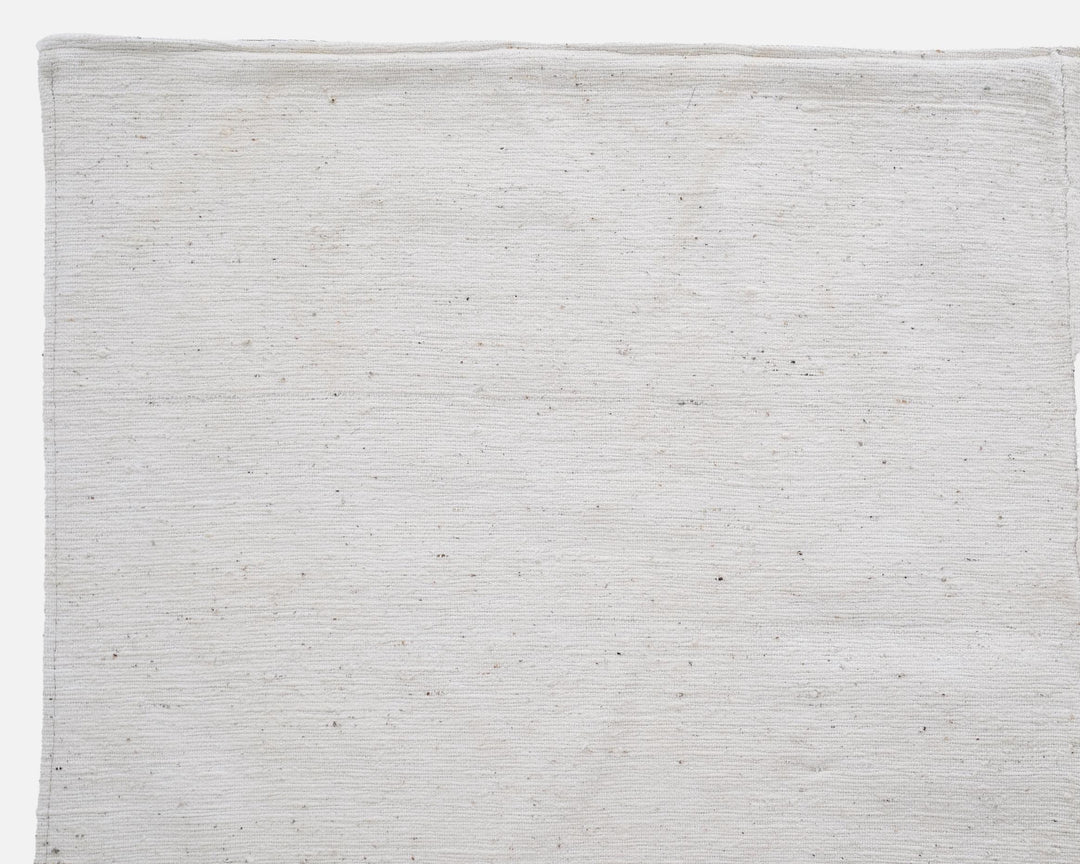 White Kilim Rug 5' 10" x 8' 8" | No. VR39002