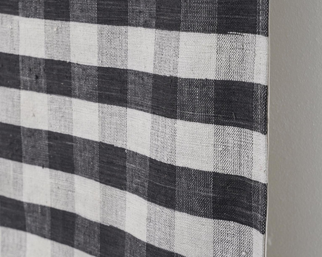 Black Kilim Rug 5' x 7' 7" | No. VR10309