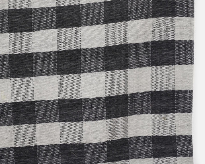 Black Kilim Rug 5' x 7' 7" | No. VR10309
