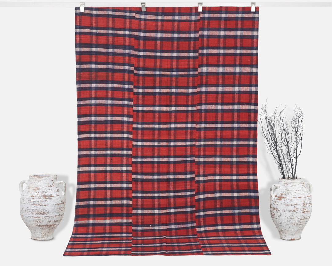 Kilim Rug 5' 3" x 8' 2" | No. VR75667