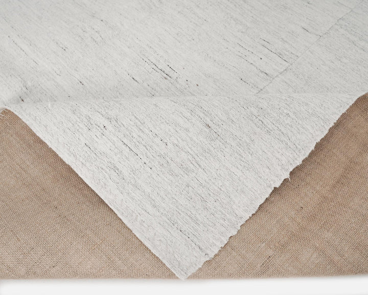 White Kilim Rug 6' 2" x 7' 10" | No. VR63735