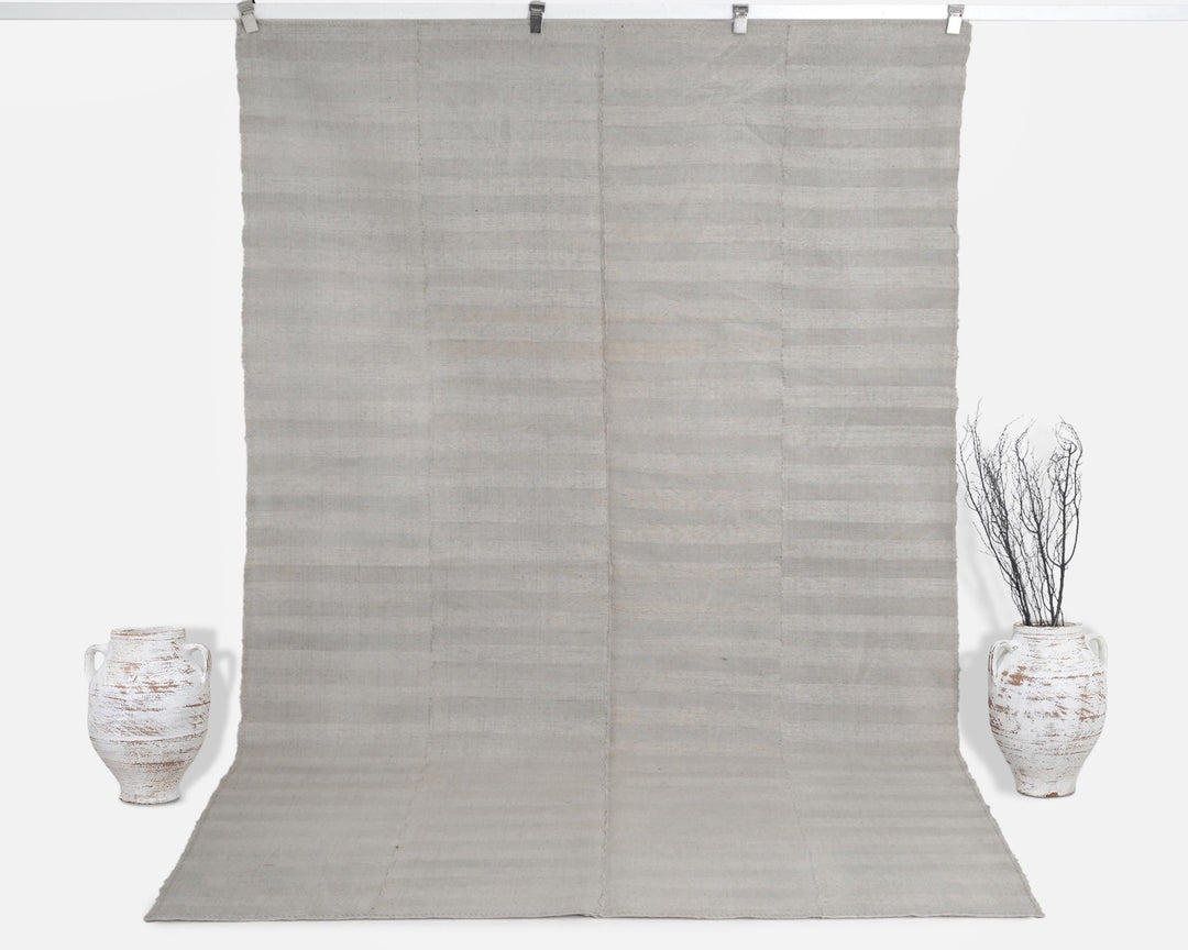 Gray Kilim Rug 6' 1" x 9' 6" | No. VR54036