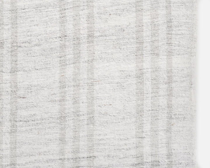 Gray Kilim Rug 7' 9" x 11' 3" | No. VR19473
