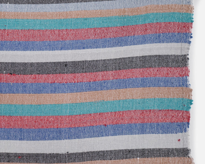 Kilim Rug 6' 7" x 8' 2" | No. VR72440