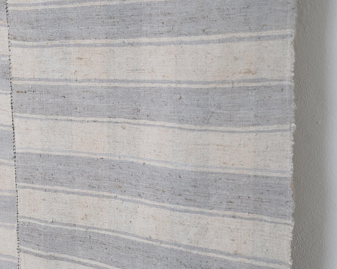 Faded Kilim Rug 5' 11" x 9' 2" | No. VR81223