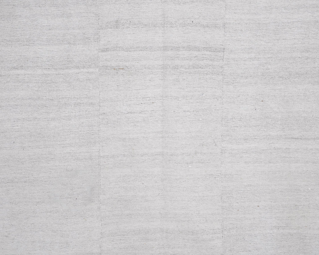 White Kilim Rug 6' 4" x 8' 11" | No. VR60523
