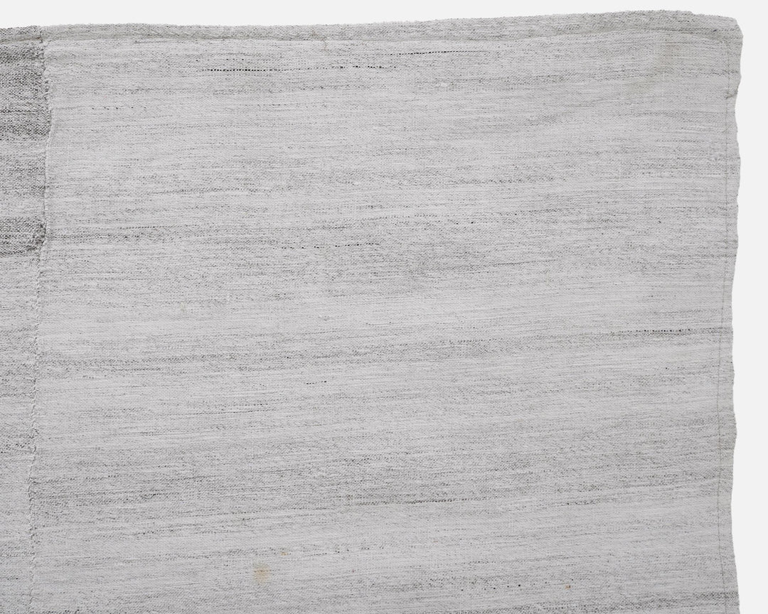 White Kilim Rug 5' 8" x 9' 3" | No. VR91351