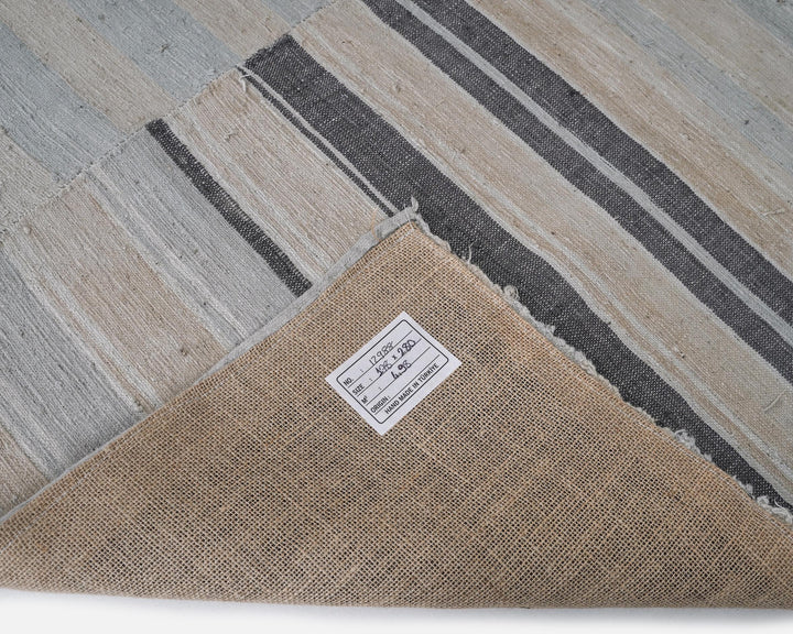 Faded Kilim Rug 5' 10" x 9' 2" | No. VR27955