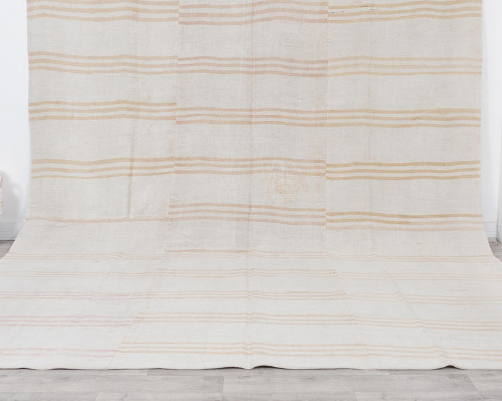 White Kilim Rug 10' 5" x 11' 4" | No. VR38319