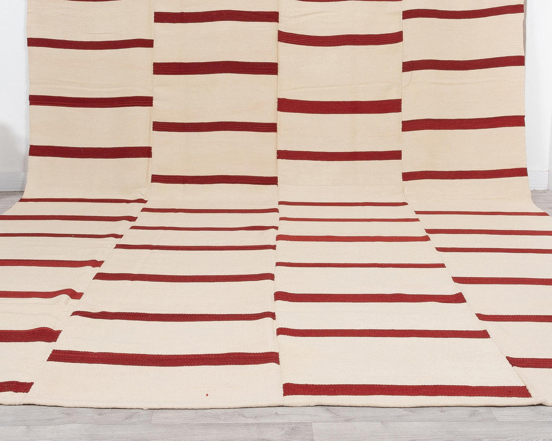 Red Kilim Rug 10' 1" x 13' 2" | No. VR54607