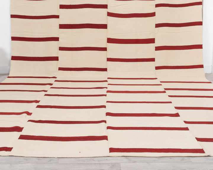 Red Kilim Rug 10' 1" x 13' 2" | No. VR54607