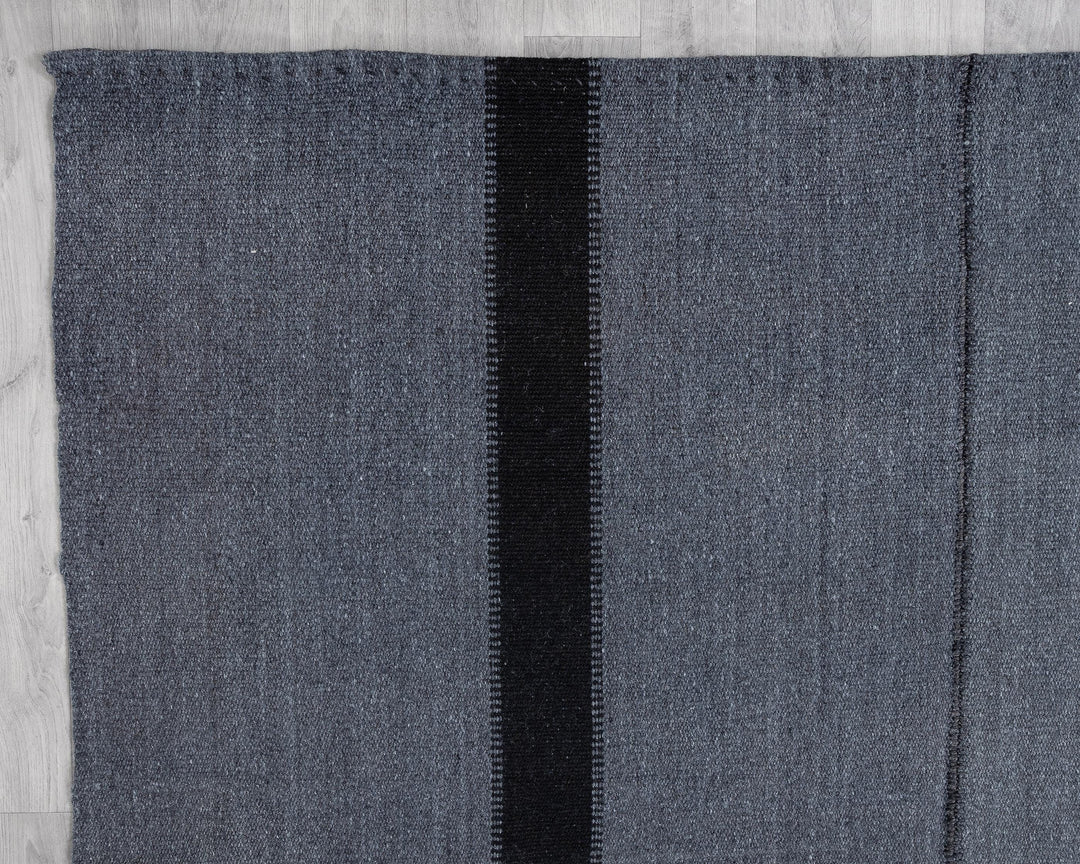 Black Kilim Rug 9' 10" x 12' 6" | No. VR59110