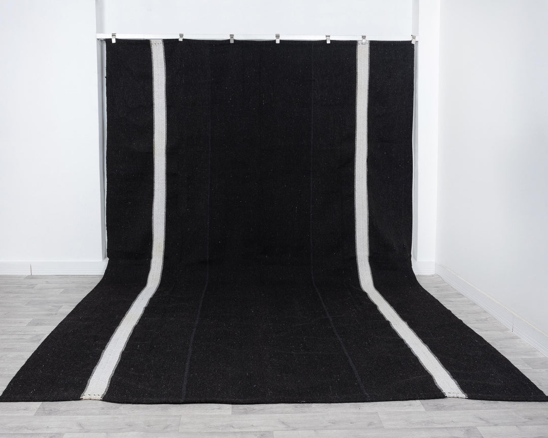 Brown Kilim Rug 9' 10" x 12' 8" | No. VR86967