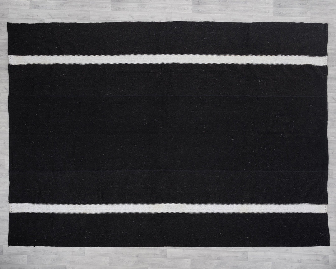 Brown Kilim Rug 9' 10" x 12' 8" | No. VR86967