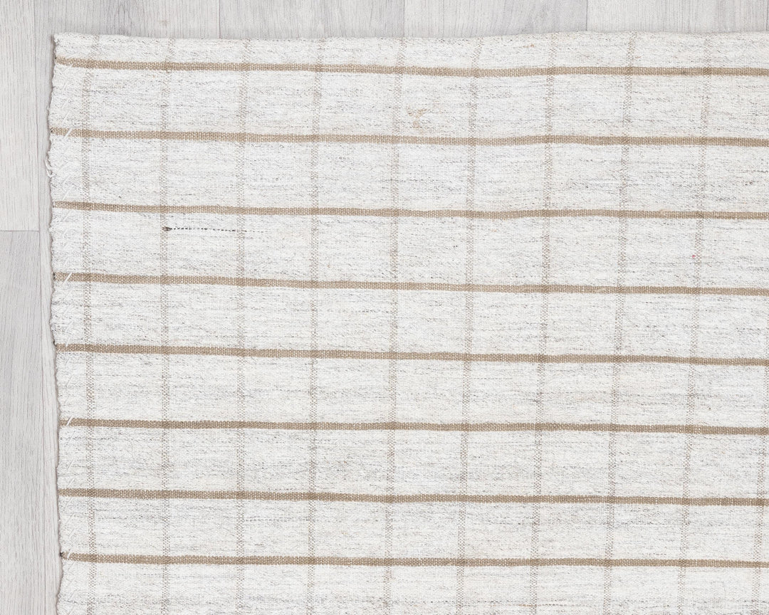 White Runner Rug 2' x 11' 2" | No. VR64357