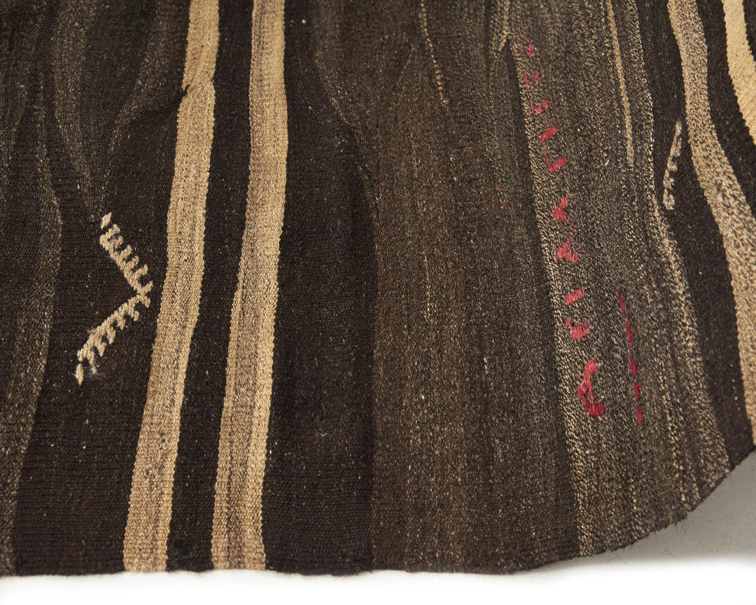 Brown Kilim Rug 9' 2" x 5' 5" | No. VR99259