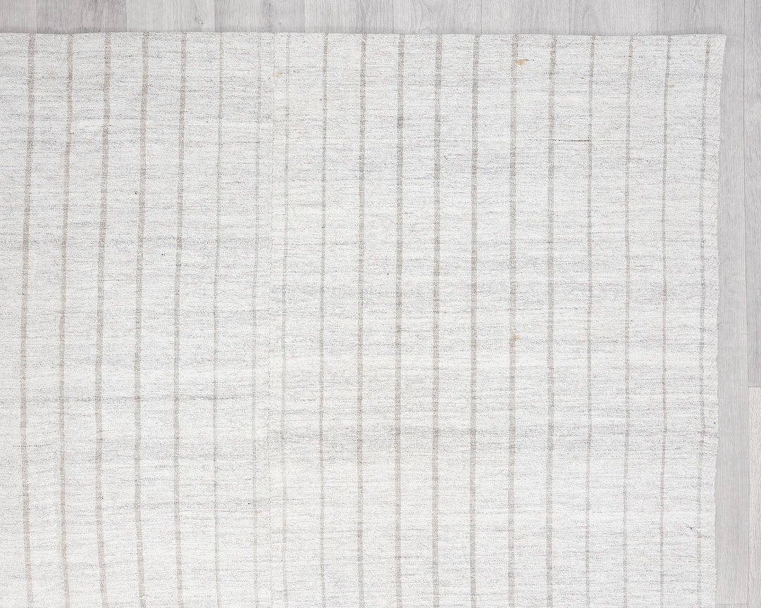 Gray Kilim Rug 6' 3" x 9' 3" | No. VR51497
