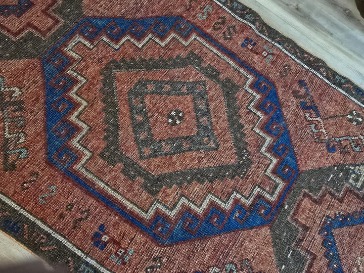 Beige Turkish Runner Rug 4' x 10' 5" Hand-Knotted detail