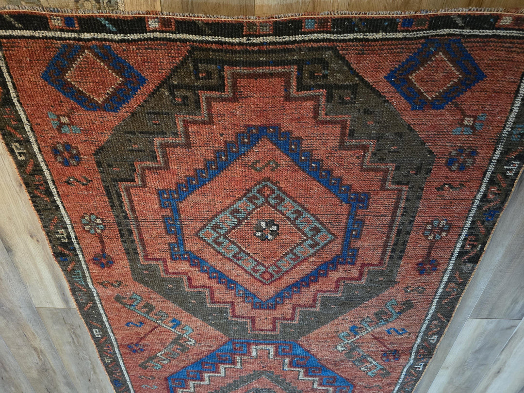Beige Turkish Runner Rug 4' x 10' 5" Hand-Knotted pattern