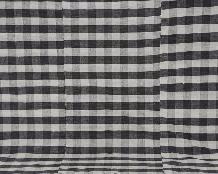Black Kilim Rug 5' x 7' 7" | No. VR10309