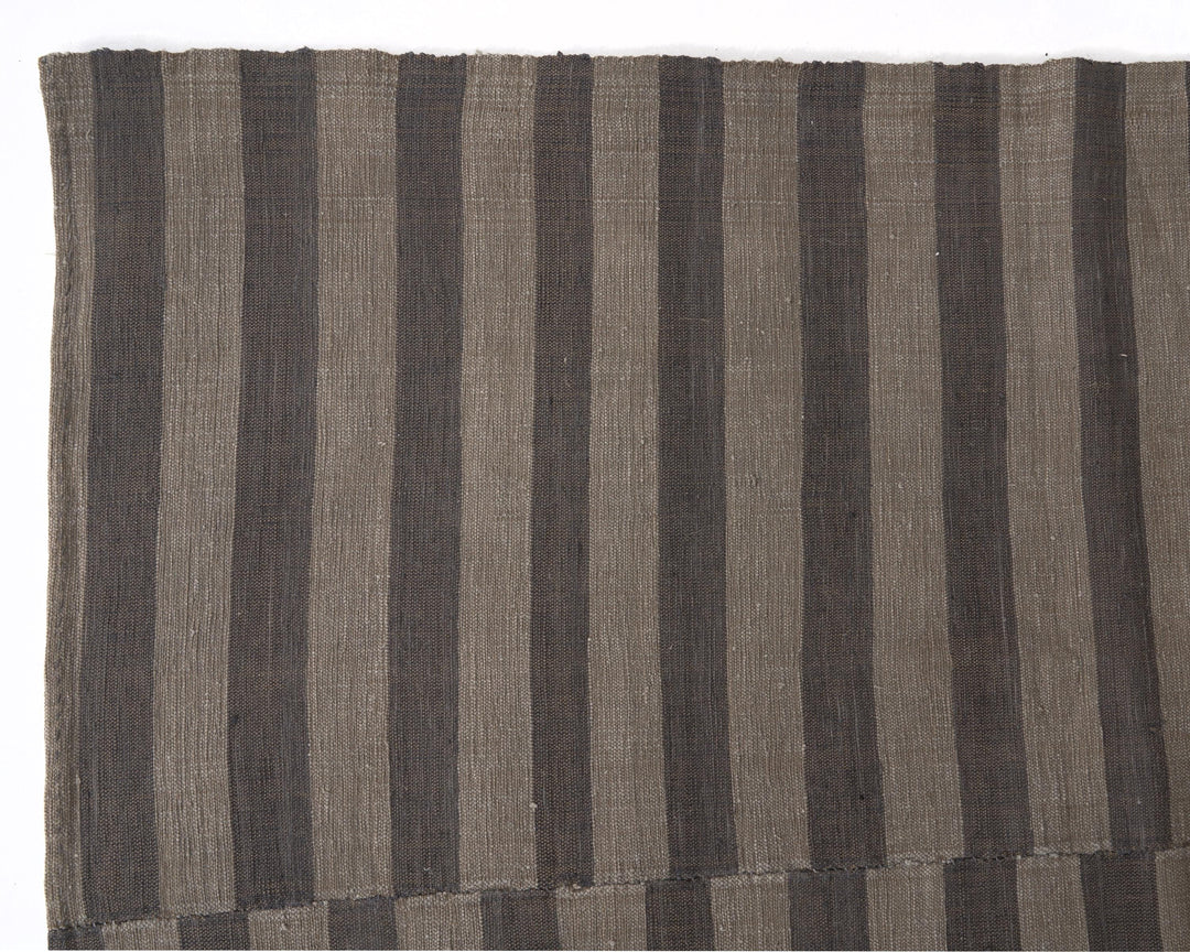 Kilim Rug 6' 1" x 9' 5" | No. VR54080