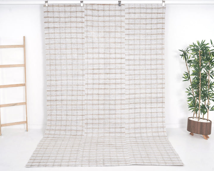 Neutral Kilim Rug 5' 11" x 9' 5" | No. VR20100