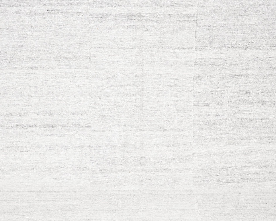 White Kilim Rug 6' 1" x 8' 5" | No. VR72803