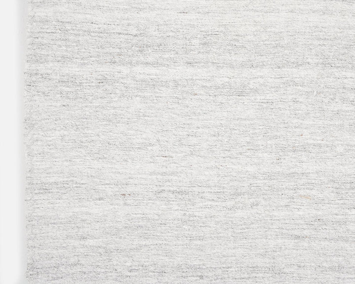 White Kilim Rug 6' 1" x 8' 5" | No. VR72803