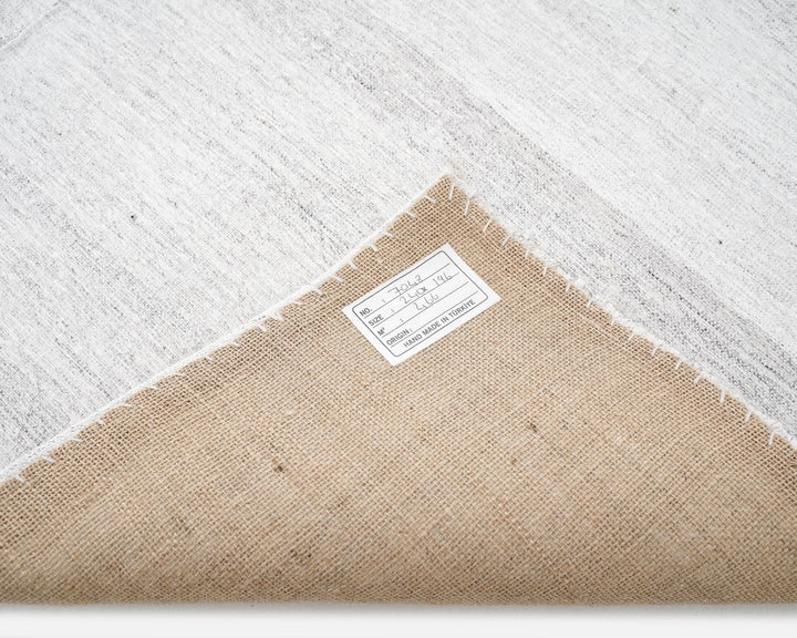 White Kilim Rug 6' 5" x 7' 10" | No. VR88334