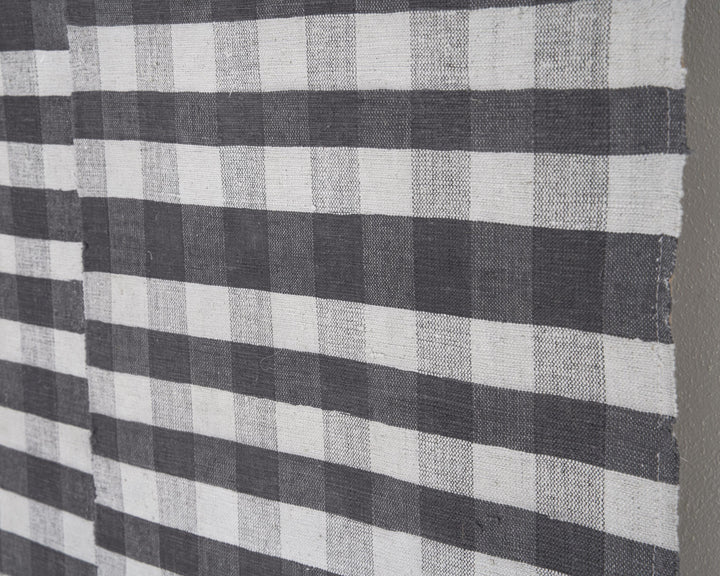 Kilim Rug 5' 2" x 7' 8" | No. VR20071