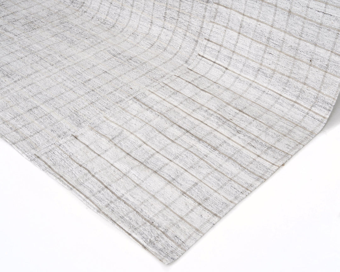 Gray Kilim Rug 5' 9" x 9' | No. VR65105