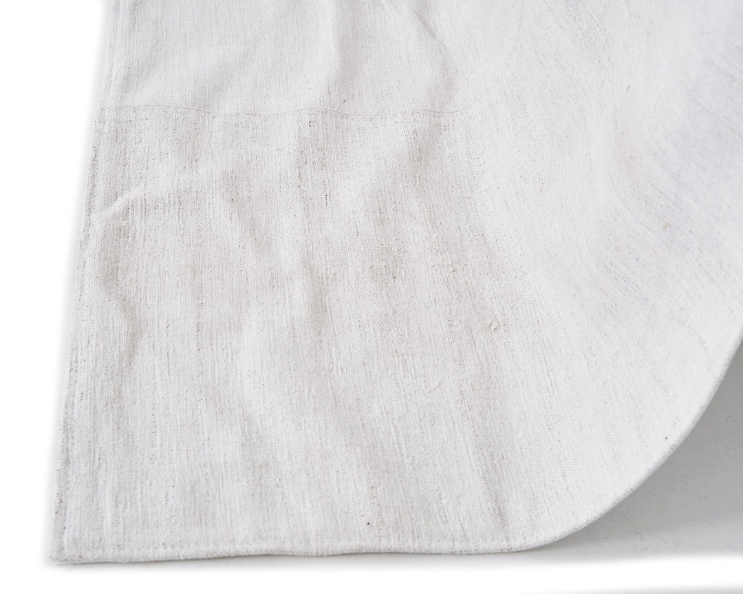 White Kilim Rug 5' 1" x 7' 6" | No. VR36133