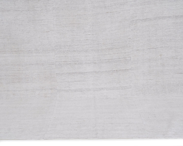 White Kilim Rug 5' 7" x 8' 11" | No. VR79176