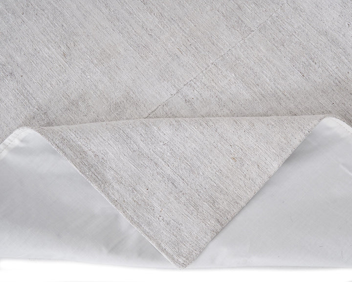 White Kilim Rug 5' 7" x 8' 11" | No. VR79176