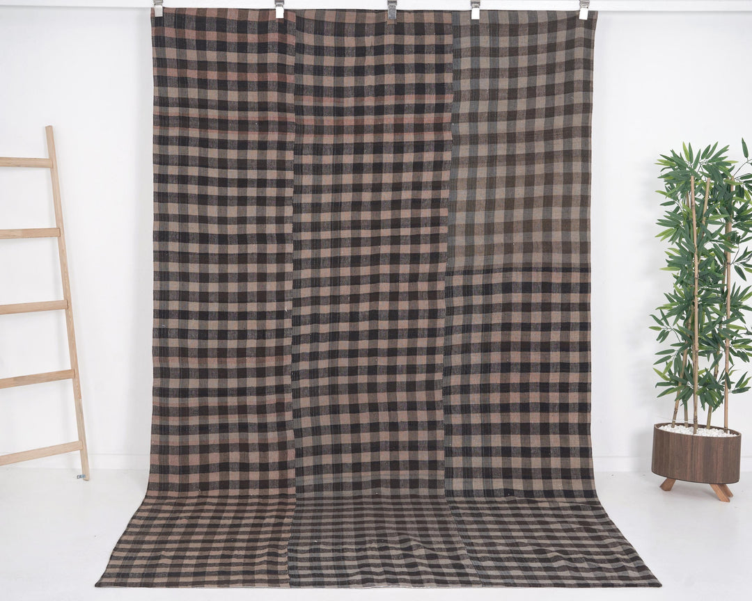 Kilim Rug 6' x 8' 1" | No. VR87790
