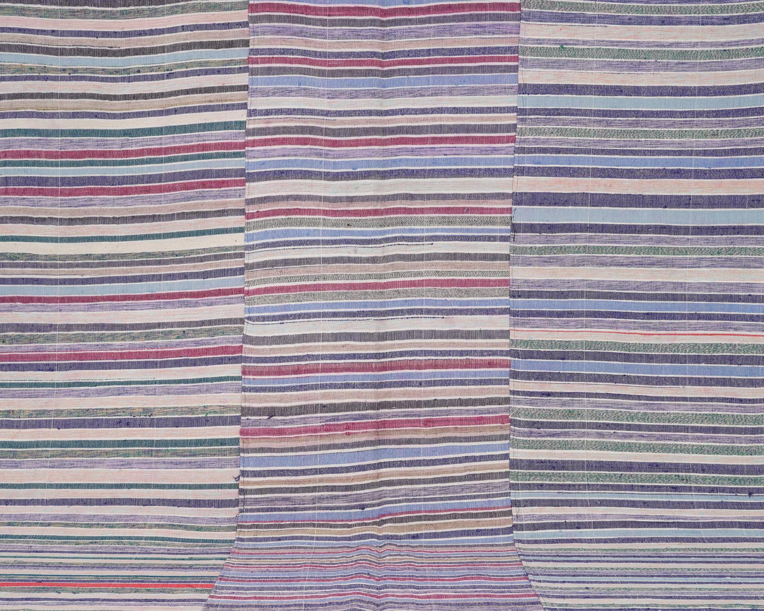 Kilim Rug 6' 5" x 8' 6" | No. VR87212
