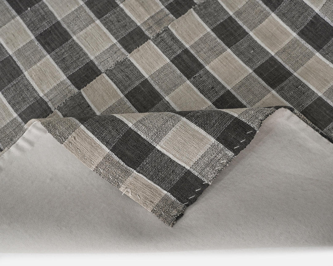 Kilim Rug 5' 11" x 8' 10" | No. VR95527