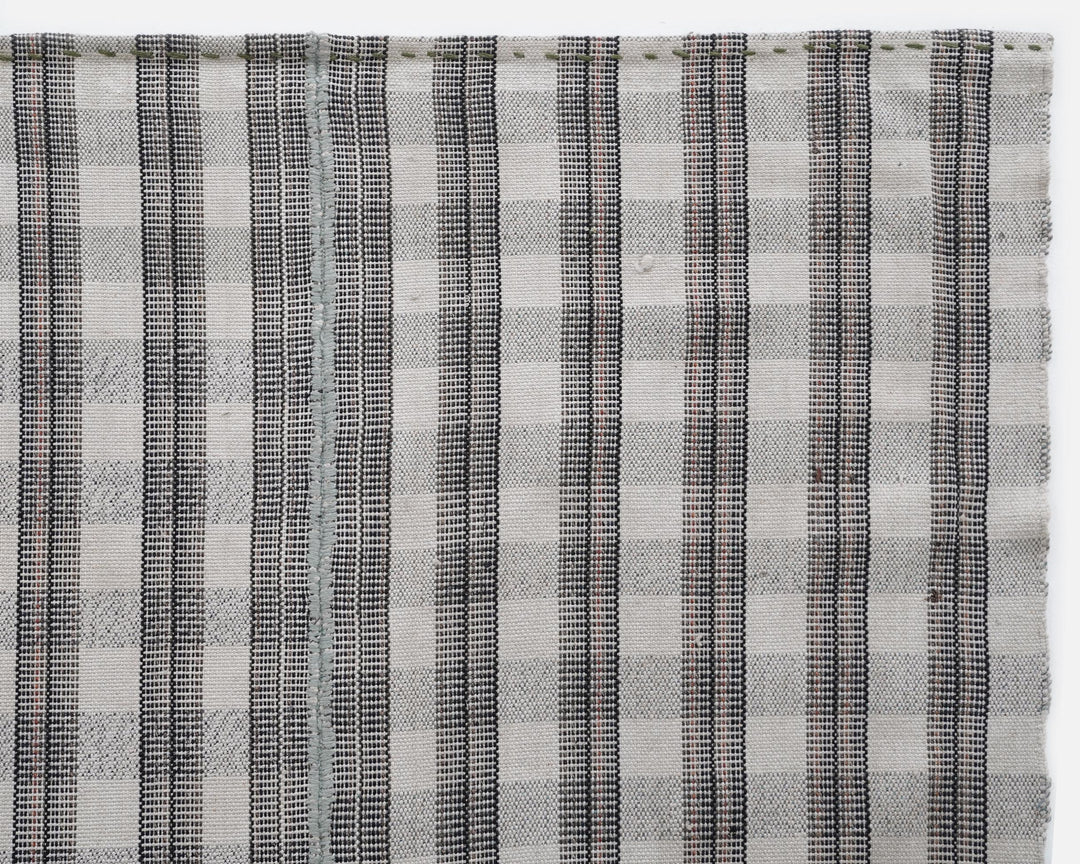 Kilim Rug 6' 1" x 9' 6" | No. VR77724