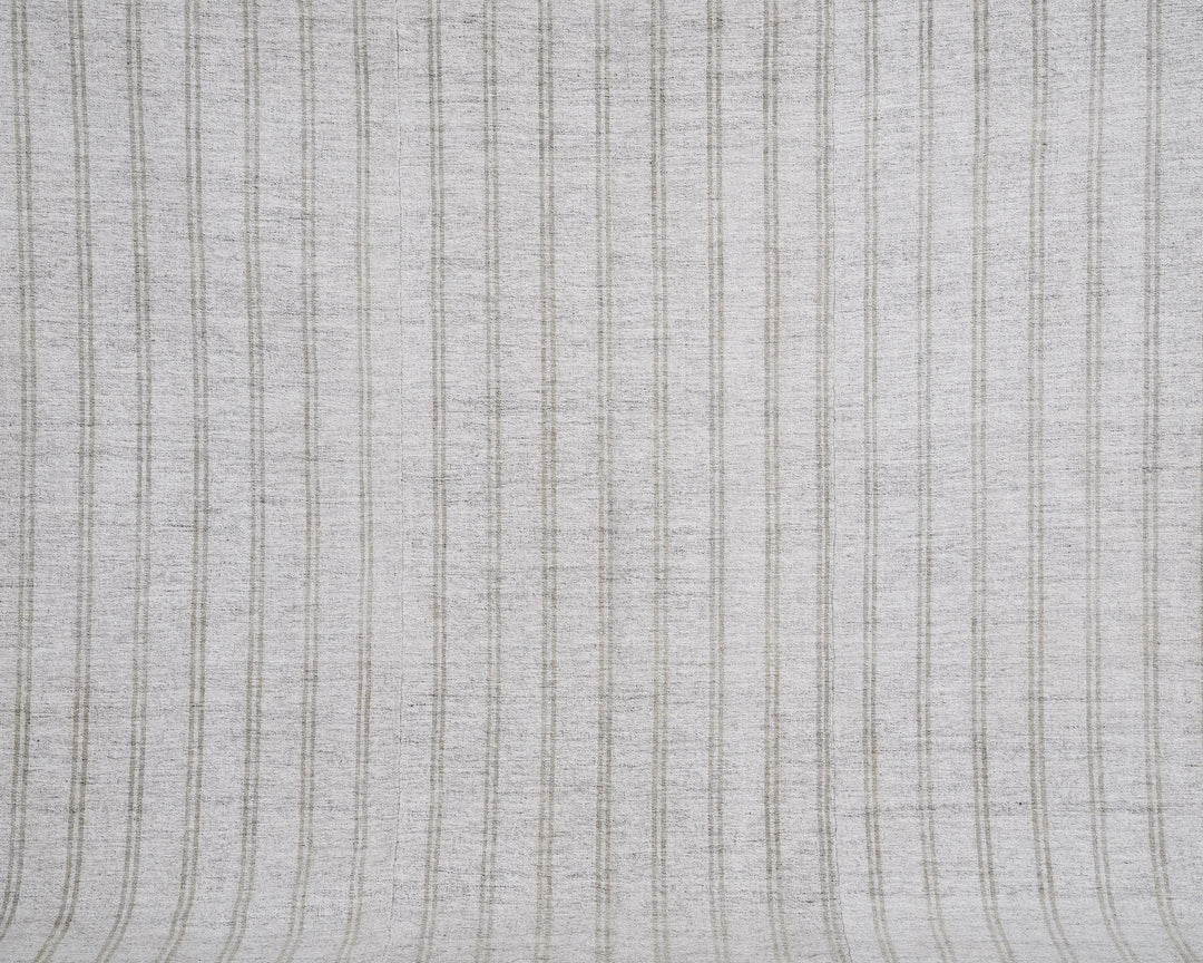 Gray Kilim Rug 7' 2" x 10' 8" | No. VR26587