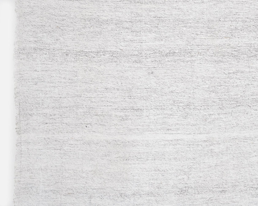 White Kilim Rug 6' 4" x 8' 11" | No. VR60523