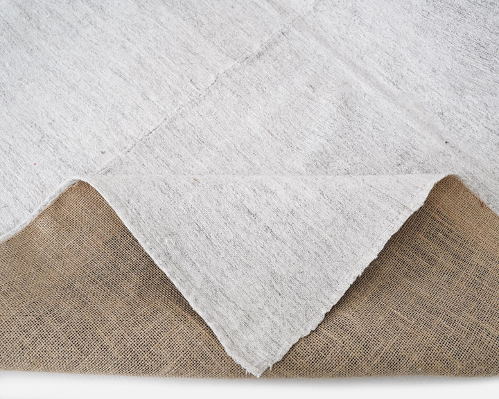 White Kilim Rug 6' 4" x 8' 11" | No. VR60523